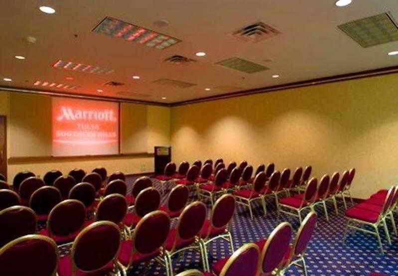 Tulsa Marriott Southern Hills Esterno foto
